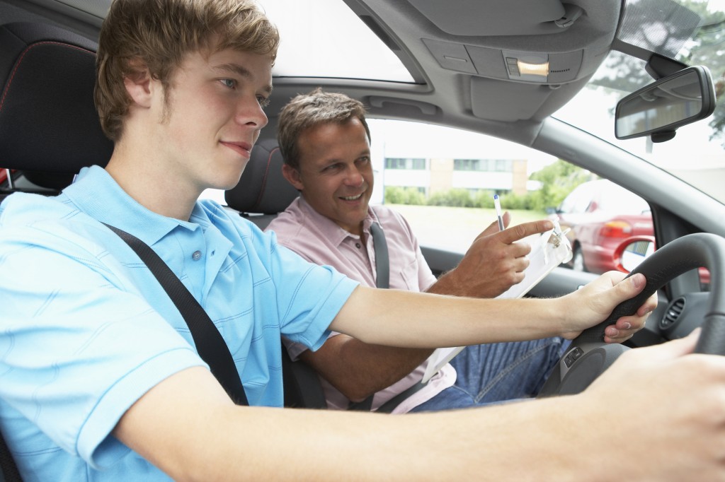 Things to know before getting a driving lesson