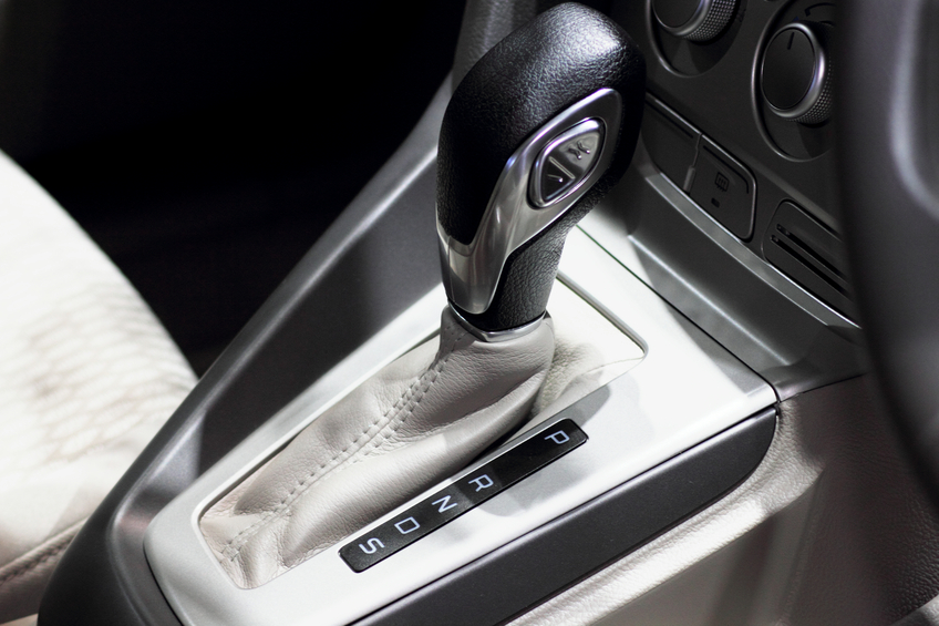 Should you learn driving automatic